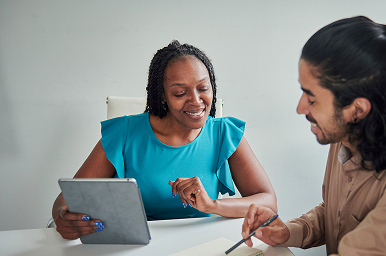 Health coach discussing wellness and healthy relationships with a patient